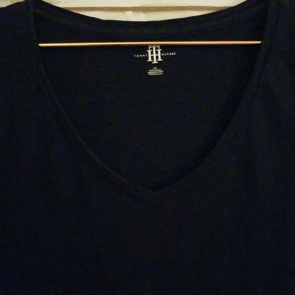 Tommy  Hilfiger V Neck Top - Picture 2 of 4